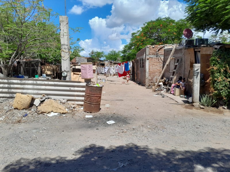 En extrema pobreza viven personas en el ejido santa clara