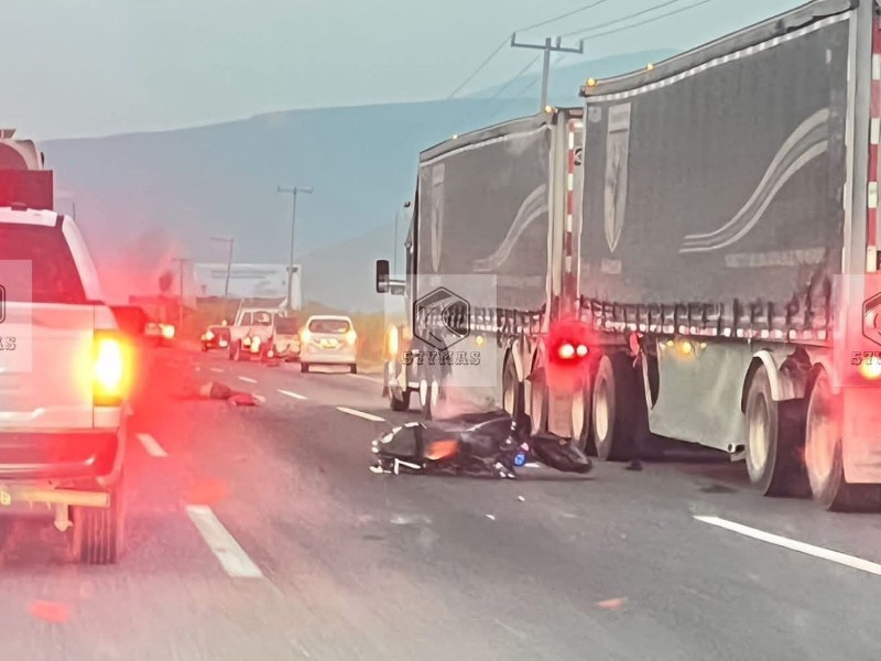 En fatal accidente muere motociclista sobre autopista Colima-Manzanillo