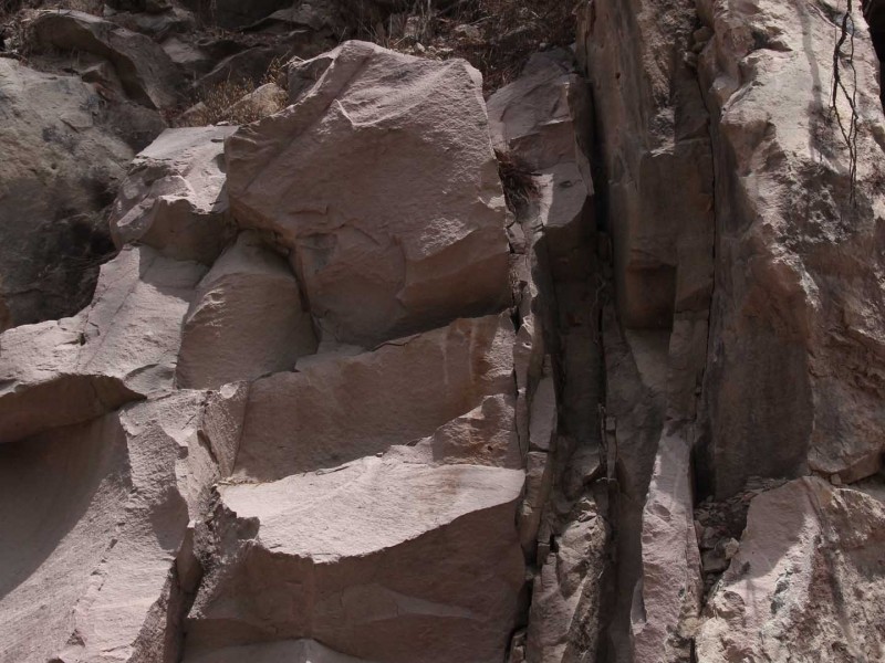 En la UABCS estudian rocas dimensionales