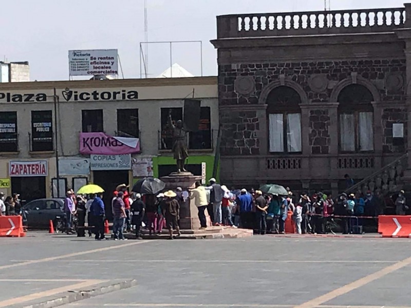 En días críticos, mexiquenses rompen la cuarentena