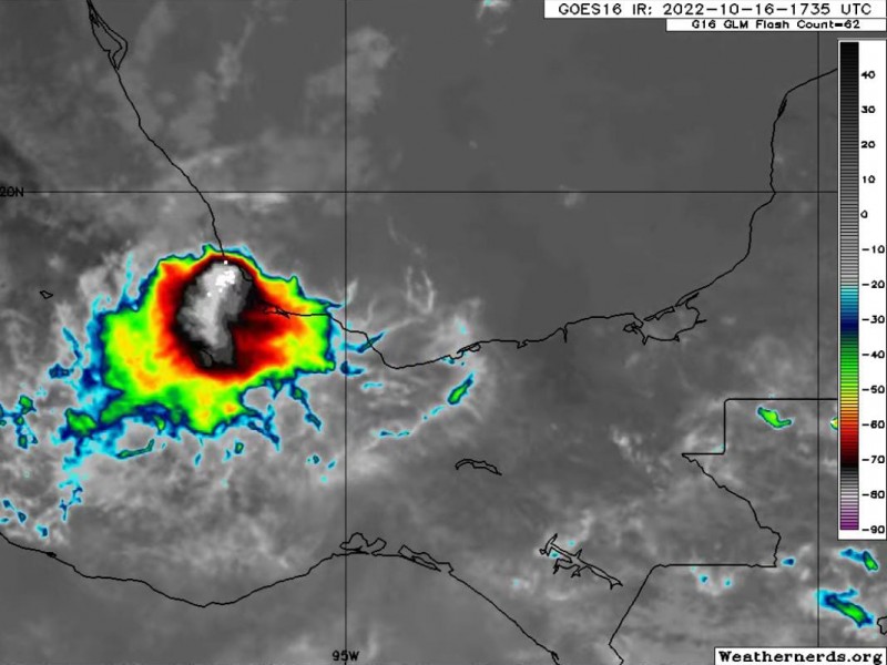 En las próximas horas seguirán las lluvias y tormentas