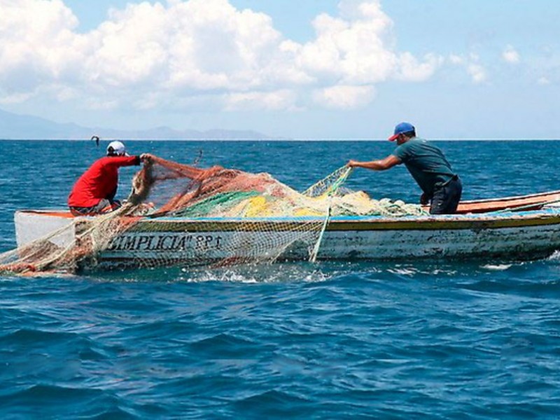 En lluvias, se torna difícil la actividad para pescadores