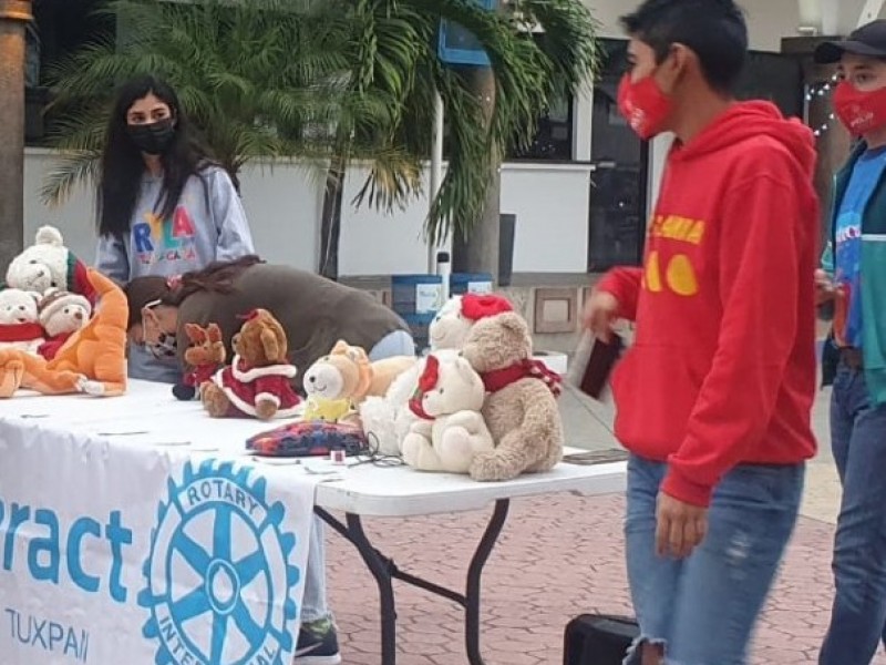 En marcha campaña “Dona un Juguete” por el Club Rotarac