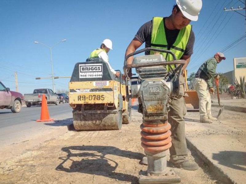 En marzo inician pagos a constructores