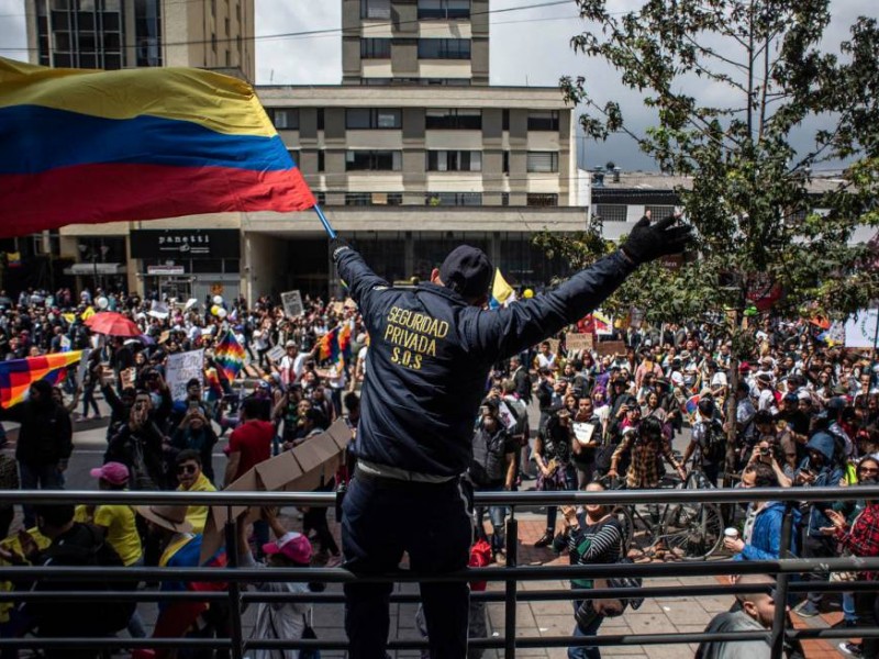 En medio de protestas, empeora situación por Covid en Colombia