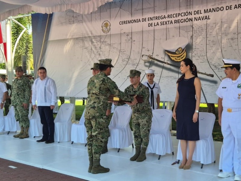 En menos de 8 meses, rotan comandante de Región Naval Manzanillo