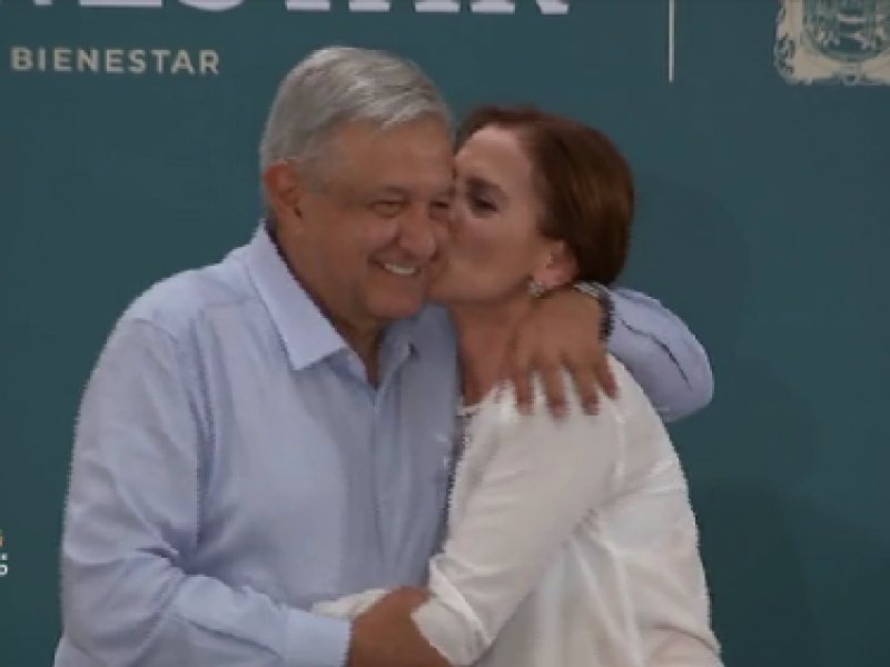 En mi familia no cabe clasismo y ni machismo:AMLO