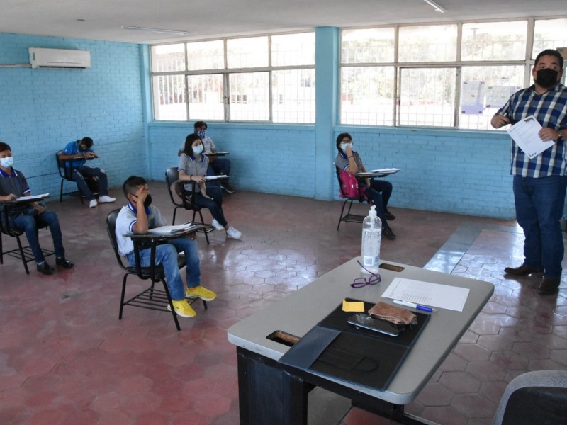 En observación, regreso semi presencial en escuelas de La Laguna