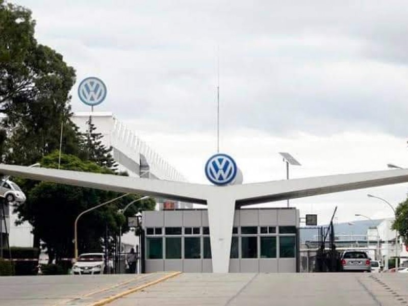 En paro técnico, armadoras de automóviles de Puebla