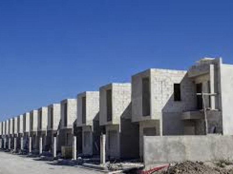 En pausa construcción de vivienda en Guaymas