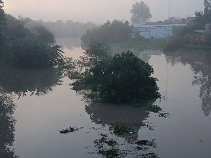 En Pénjamo se desborda el río Lerma hay 800 damnificados urgen ayuda