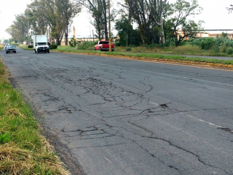 En pésimas condiciones tramo carretero Sahuayo-Jiquilpan