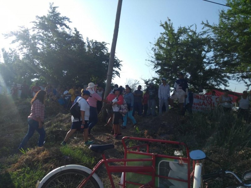 En proceso de desalojo a invasores del Campestre