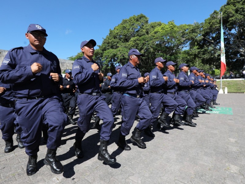 En próximos días se graduarán más policías:Alcalde