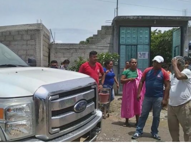 En San Blas Atempa, rechazan camiones de basura de SalinaCruz