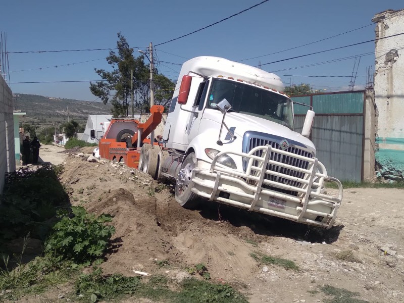 En San José Ixtapa abandonan unidades robadas