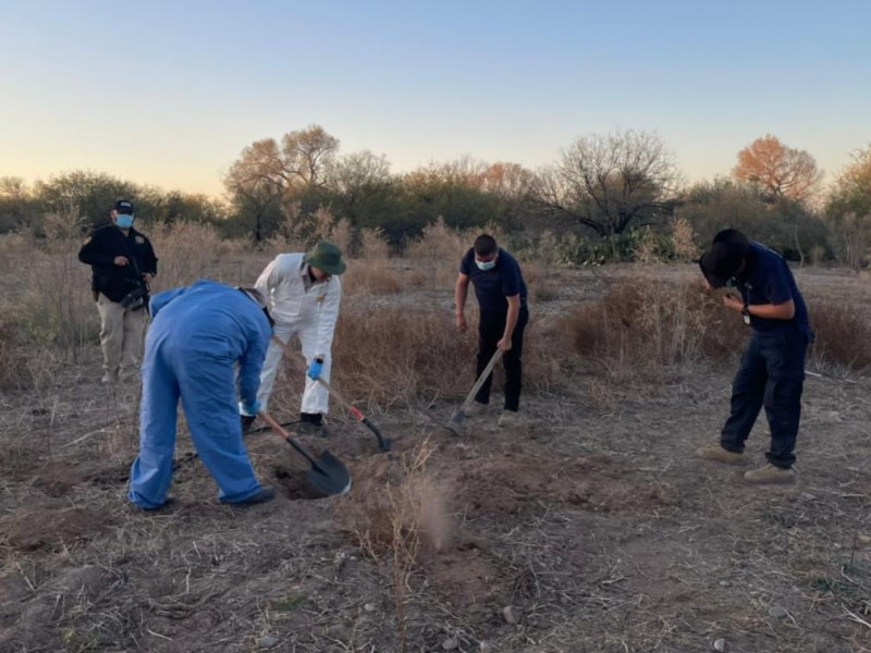 En Santa Ana resultados de 8 cuerpos en fosas