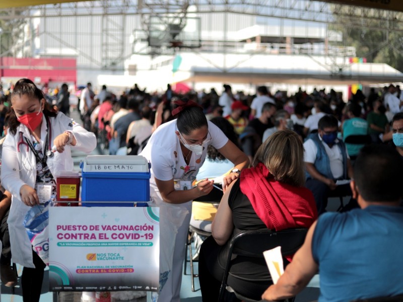 En septiembre podría iniciar vacunación para jóvenes de 18 años