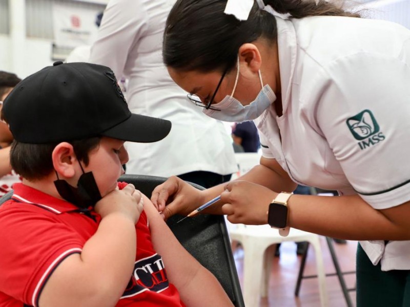 En septiembre se retomará vacunación de menores de 5 a 11 años