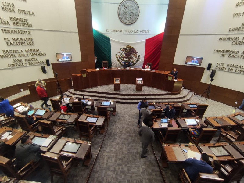 En sesión legislativa, piden auditar Secretaría de Eduación