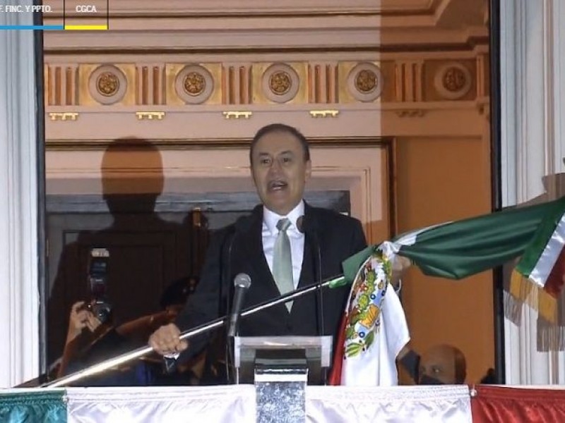 Encabeza Durazo Grito de Independencia como Gobernador