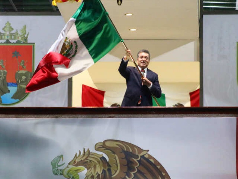 Encabeza Escandón Cadenas 211 aniversario de la Independencia de México