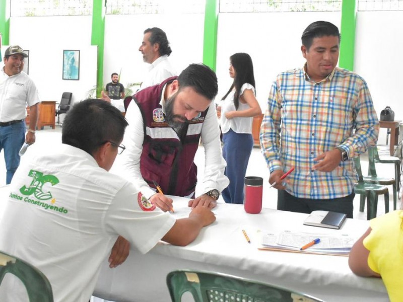 Encaminan acciones para otorgar certeza jurídica a comuneros de Huatulco