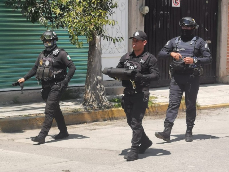 Encuentra granda de fragmentación tirada en calles de Texmelucan