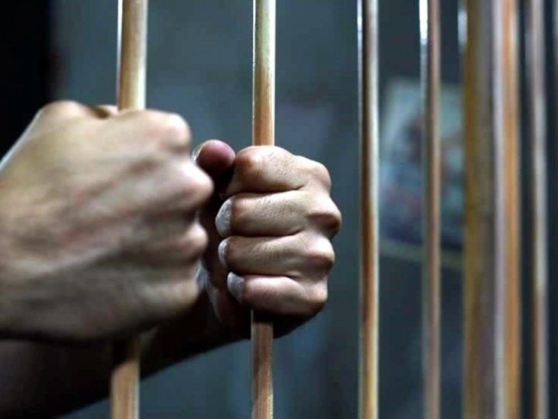 Encuentran a detenido ahorcado en su celda, Sinaloa