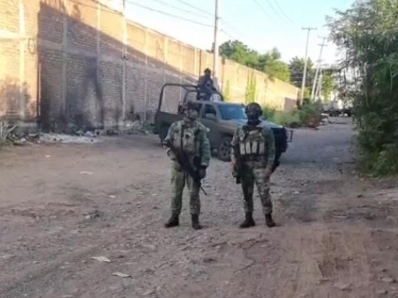 Encuentran a hombre asesinado cubierto con cobija en Culiacán