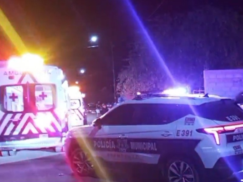 Encuentran a hombre golpeado y fracturado en Paseo del Pedregal
