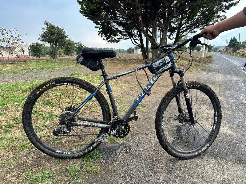 Encuentran bicicleta de ciclista perdido en el cerro Zapotecas
