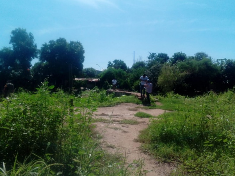 Encuentran cadáver  en el canal  Cañero.