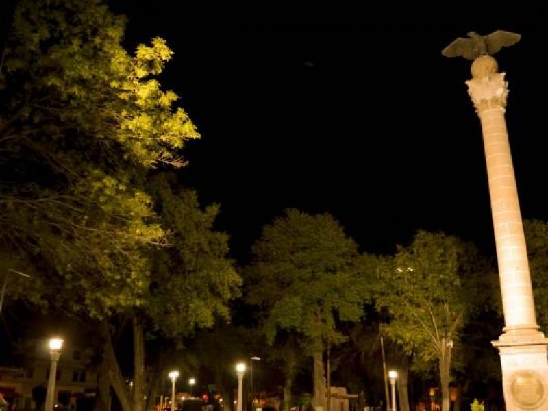 Encuentran cadáver en Plaza Baca Ortiz