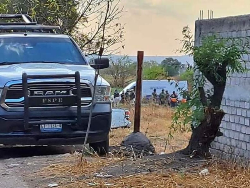 Encuentran cinco cadáveres en canal de Juventino Rosas