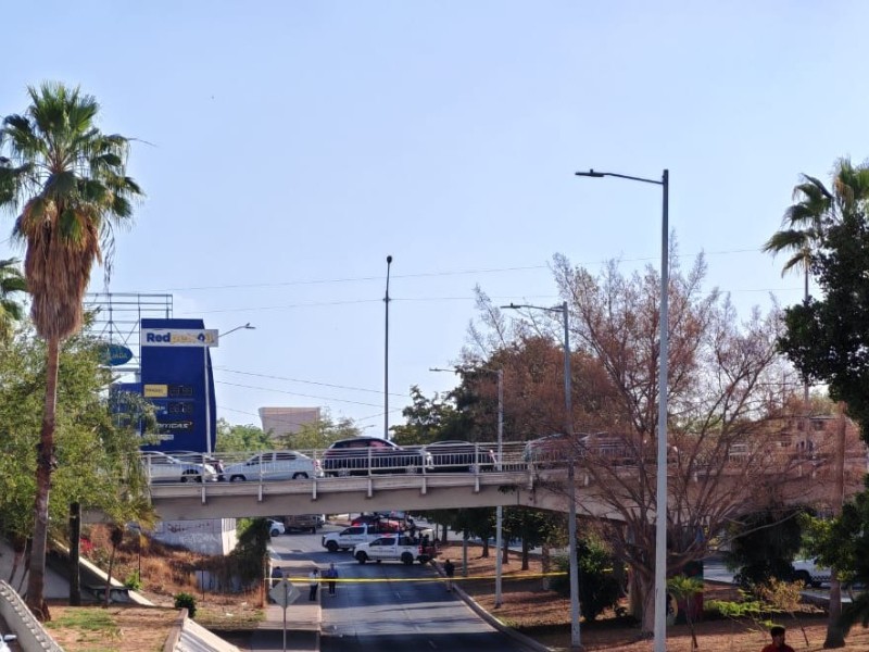 Encuentran cuerpo colgado de un puente en Culiacán