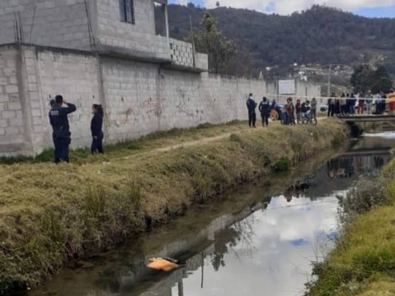 Encuentran cuerpo masculino flotando en Río La Tibia