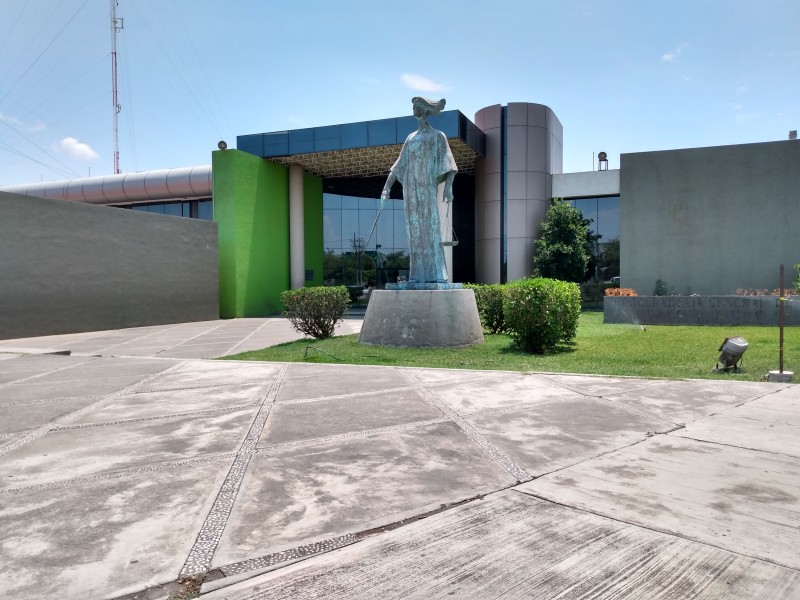 Encuentran dos cadáveres en la carretera a Minatitlán