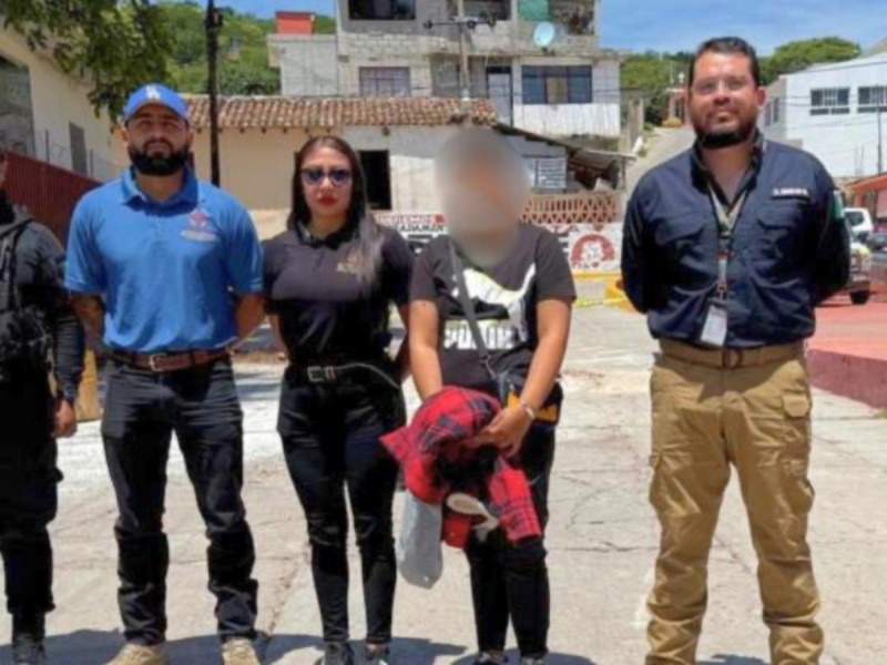 Encuentran en Oaxaca a menor desaparecida en Puebla