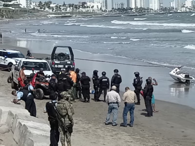 Encuentran sin vida a hombre en playa de Boca