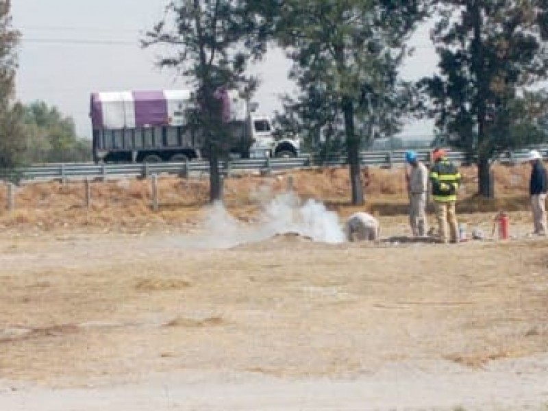 Encuentran toma clandestina de gas LP en Acajete