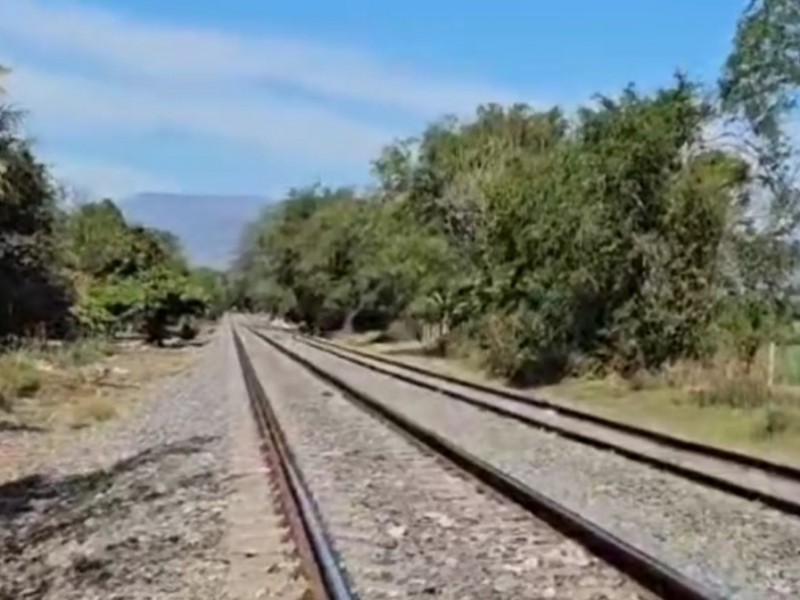 Encuentran un hombre atropellado por el tren en Los Limones
