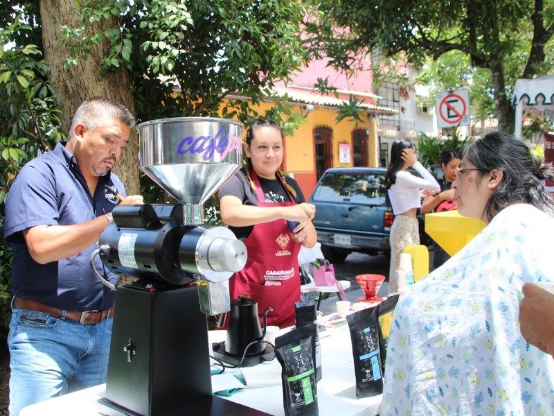 Encuentro Cafetalero en Coatepec reúne a más de 65 productores y distribuidores