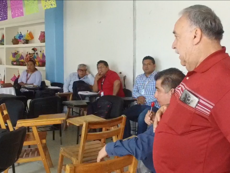 Encuentros de médicos y parteras en Juchitán