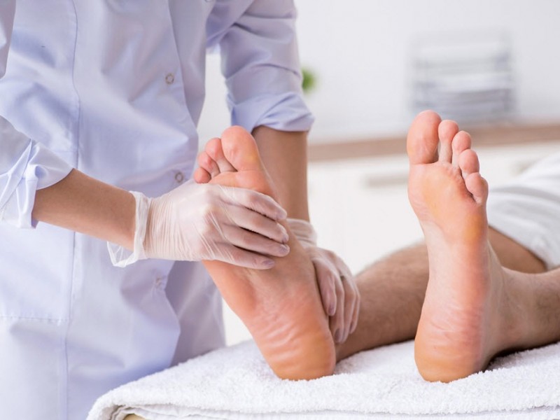Enfermedades en los pies incrementan en climas húmedos y calurosos