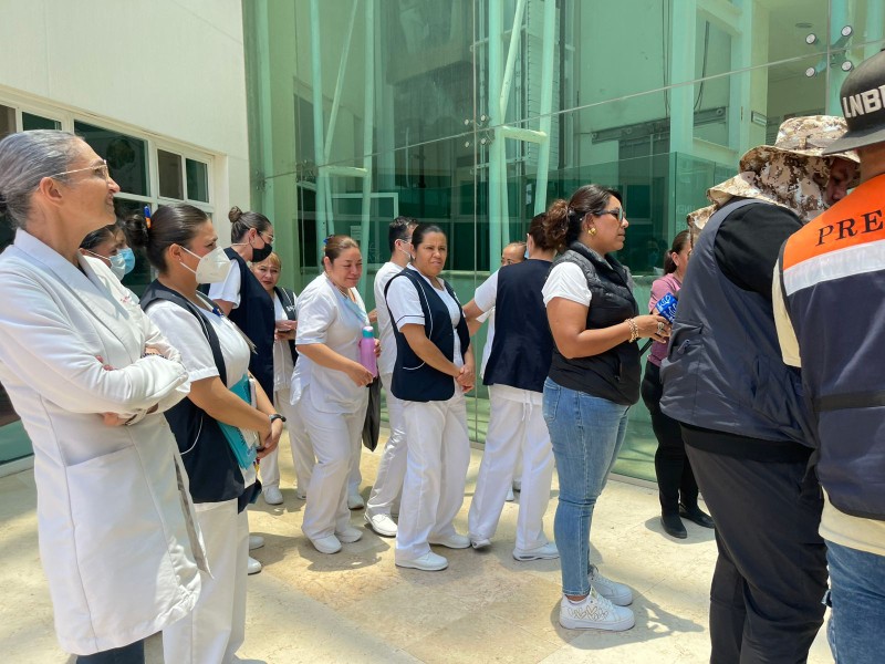 Enfermeros del IMSS-Bienestar trabajan sin paga