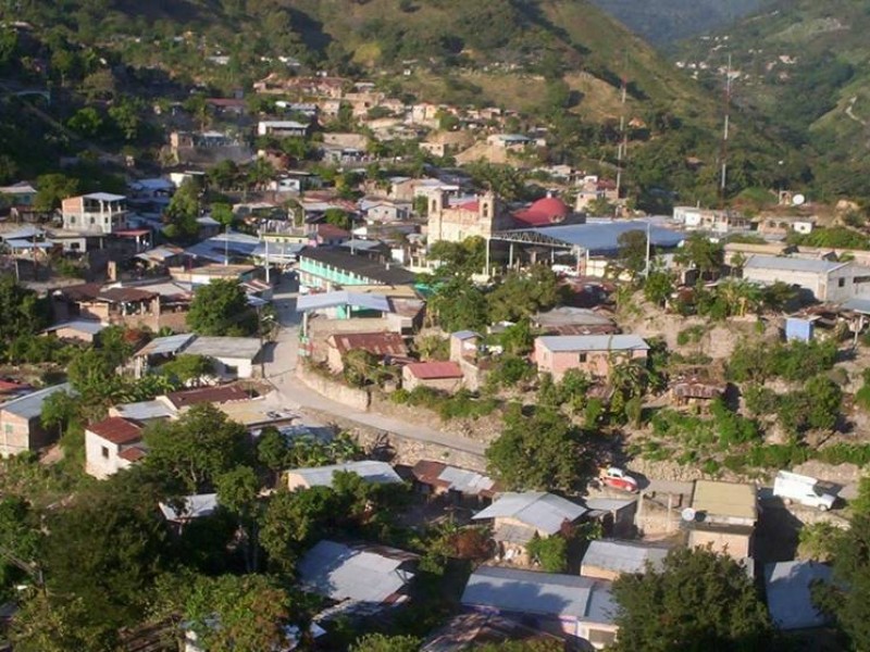 Enfrentamiento en el Istmo; denuncian afectaciones en montañas de Guichixu