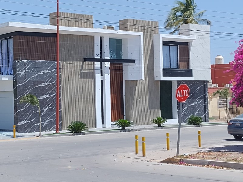 Enfrentamientos armados dejan residencias dañadas