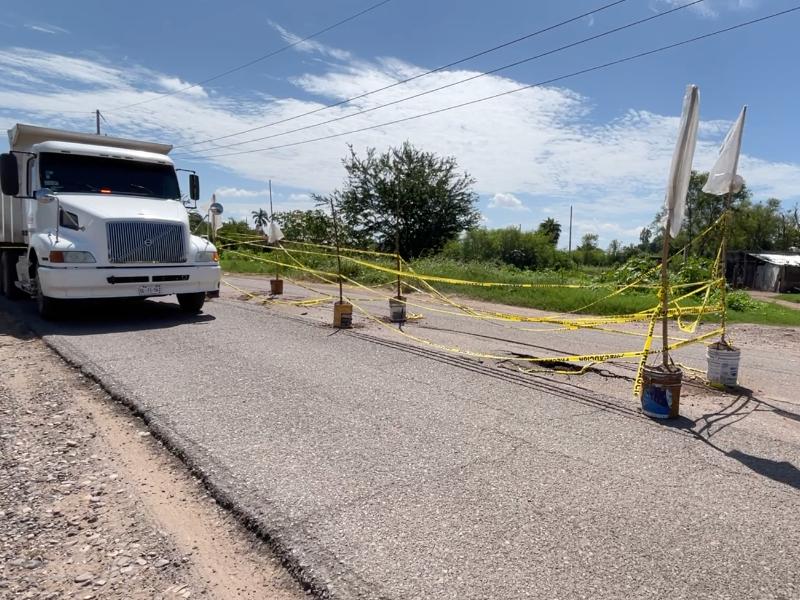 Enorme socavón en carretera a Chorohui continúa sin atención