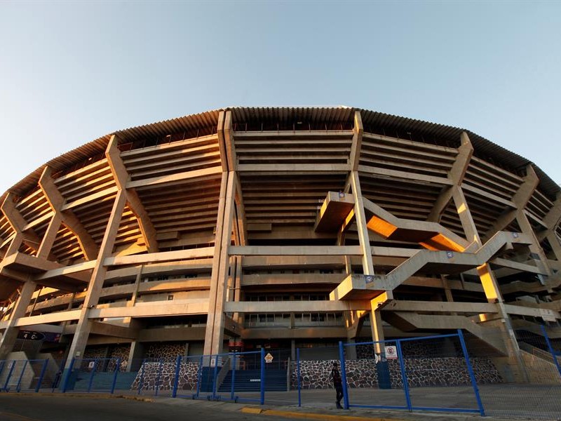 Enrique Alfaro propone cambiar nombre del Estadio Jalisco